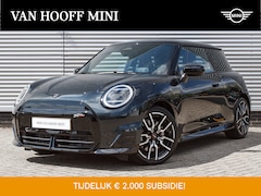 MINI John Cooper Works - Hatchback E JCW 40.7 kWh / Panoramadak / JCW Sportstoelen / Parking Assistant / Head-Up /