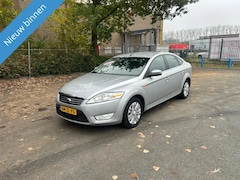 Ford Mondeo - 2.0-16V Ghia