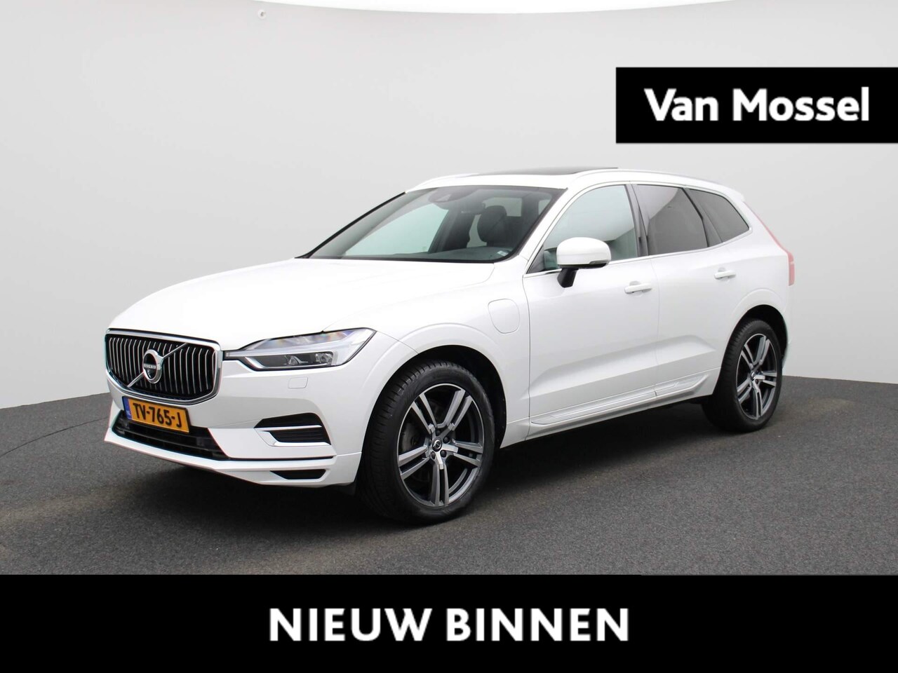 Volvo XC60 - 2.0 T8 Twin Engine AWD Inscription | Climate Control | Navigatie | Lederen Bekleding | Lic - AutoWereld.nl