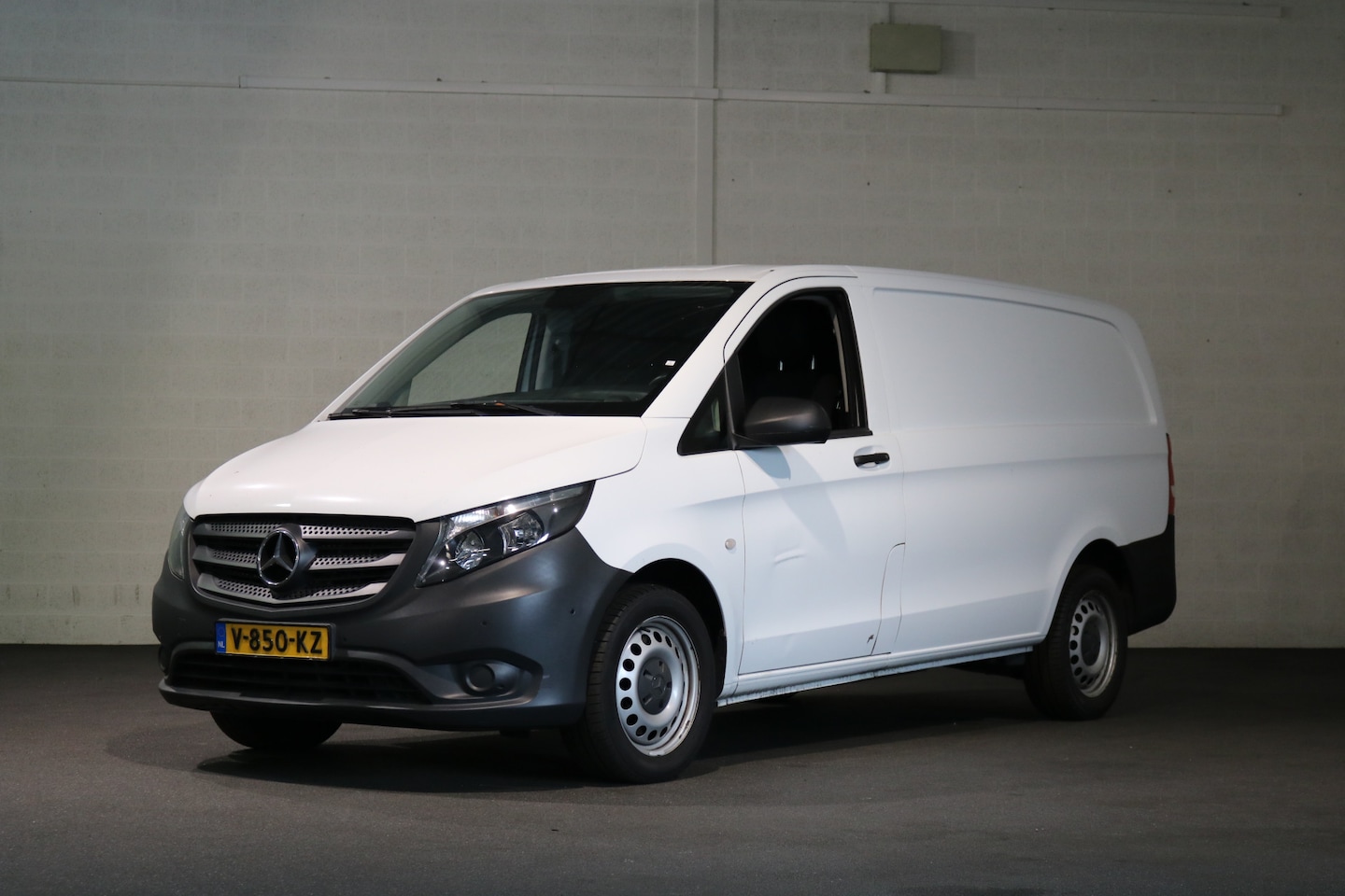 Mercedes-Benz Vito - 114 CDI Automaat Airco Navigatie Achterklep - AutoWereld.nl