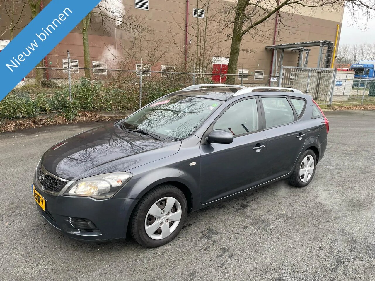 Kia Cee'd - 1.4 CVVT X-tra 1.4 CVVT X-tra - AutoWereld.nl