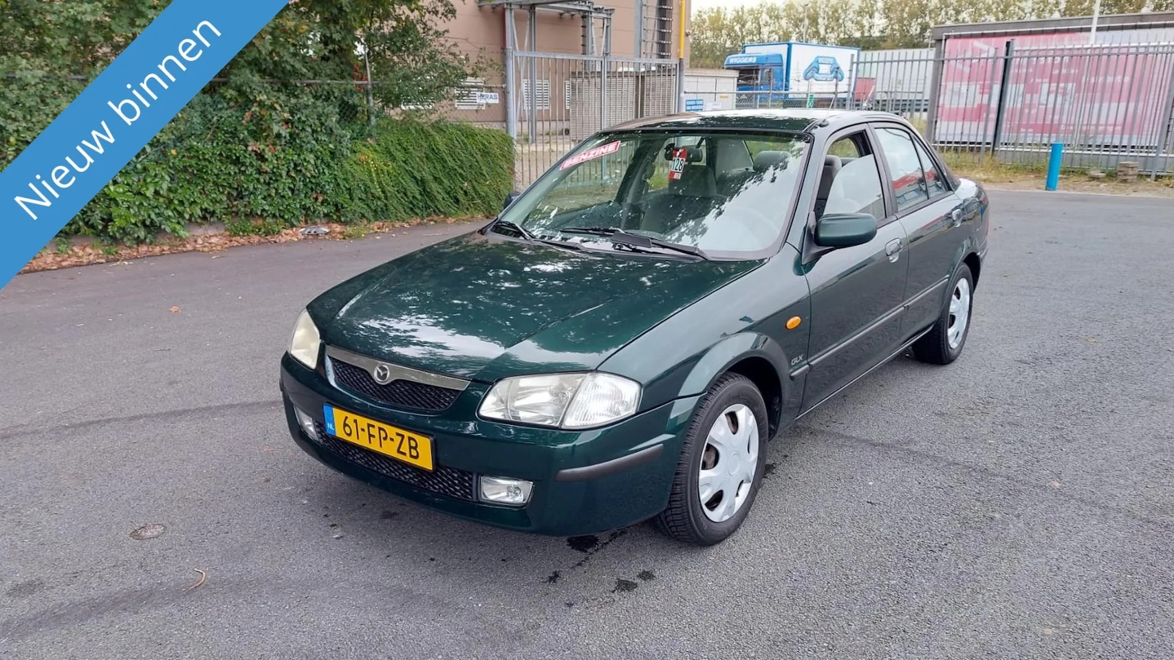 Mazda 323 - 1.5i LS 1.5i LS - AutoWereld.nl