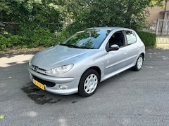 Peugeot 206 - 1.4 Génération