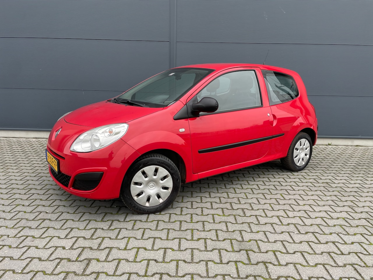 Renault Twingo - 1.2 Authentique bouwjaar 2009 apk tot 1/2026 - AutoWereld.nl