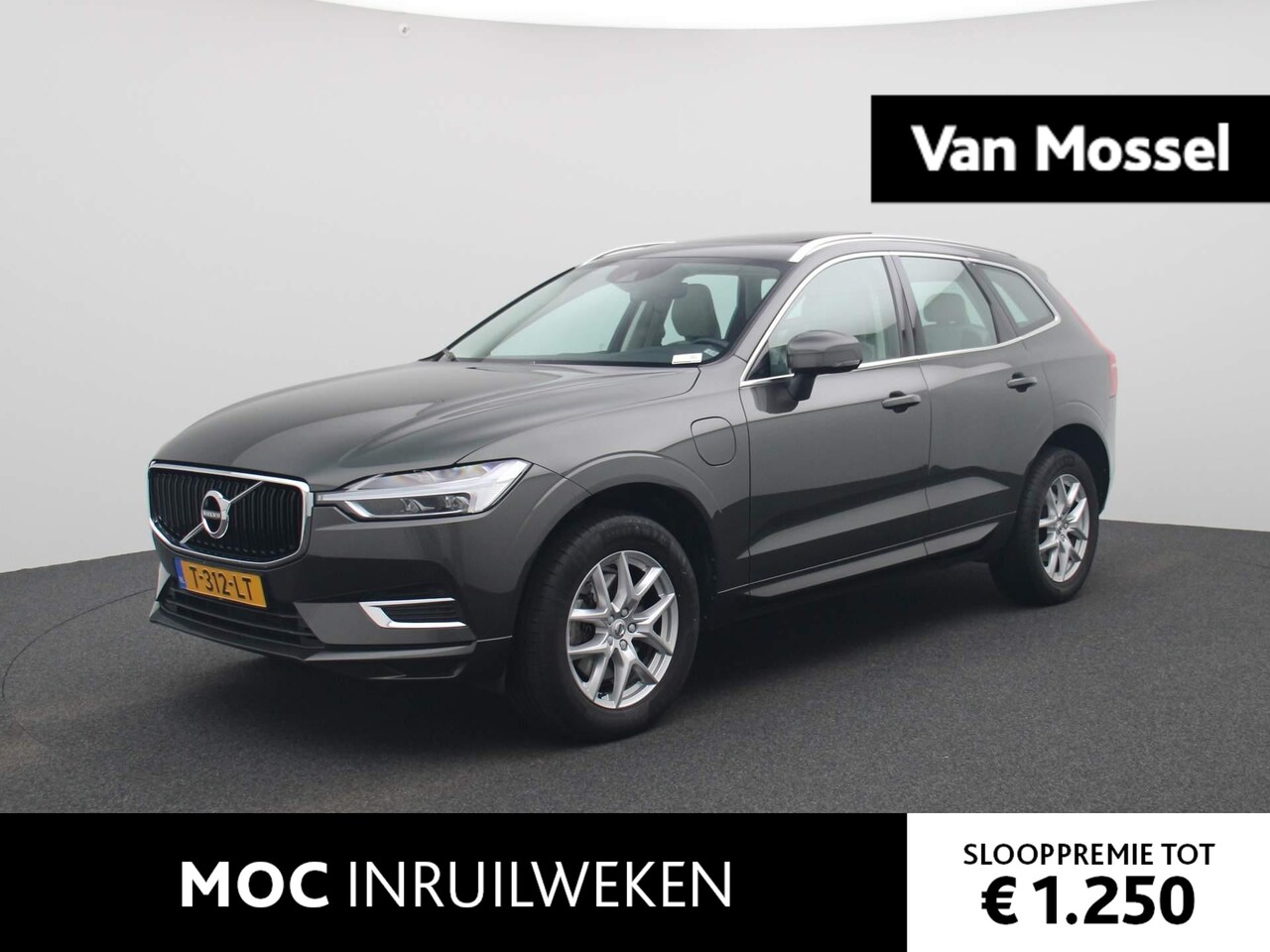 Volvo XC60 - 2.0 T8 Twin Engine AWD Momentum | SCHUIFDAK | ACHTERUITRIJCAMERA | PARKEERSENSOREN | CLIMA - AutoWereld.nl