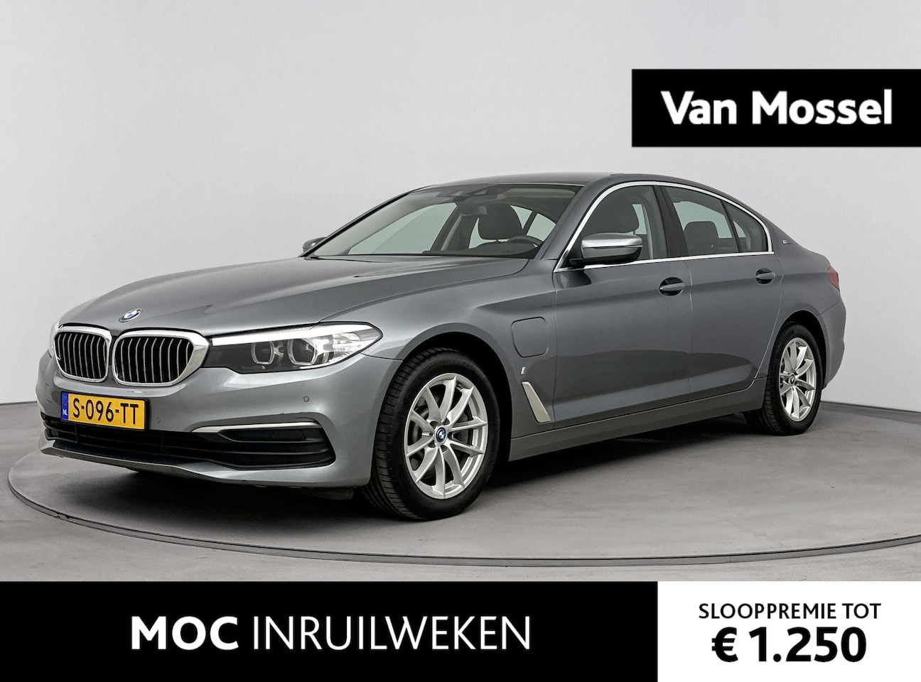 BMW 5-serie - 530e iPerformance High Executive | Navigatie | Stoelverwarming | Camera | LED Verlichting - AutoWereld.nl