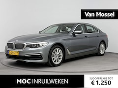 BMW 5-serie - 530e iPerformance High Executive | Navigatie | Stoelverwarming | Camera | LED Verlichting