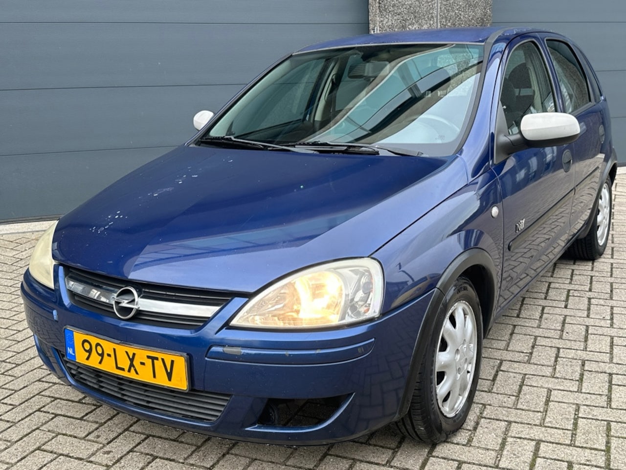 Opel Corsa - 1.2-16V Njoy Heeft beurt gehad rijd prima - AutoWereld.nl