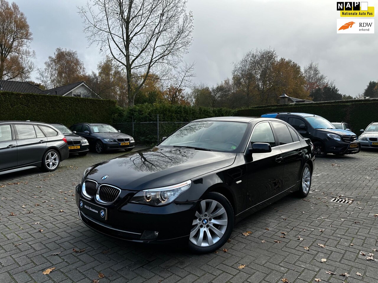 BMW 5-serie - 523i Business Line Lci|Navi|Nap|Airco|Leder|Cruise control|Nette staat... - AutoWereld.nl