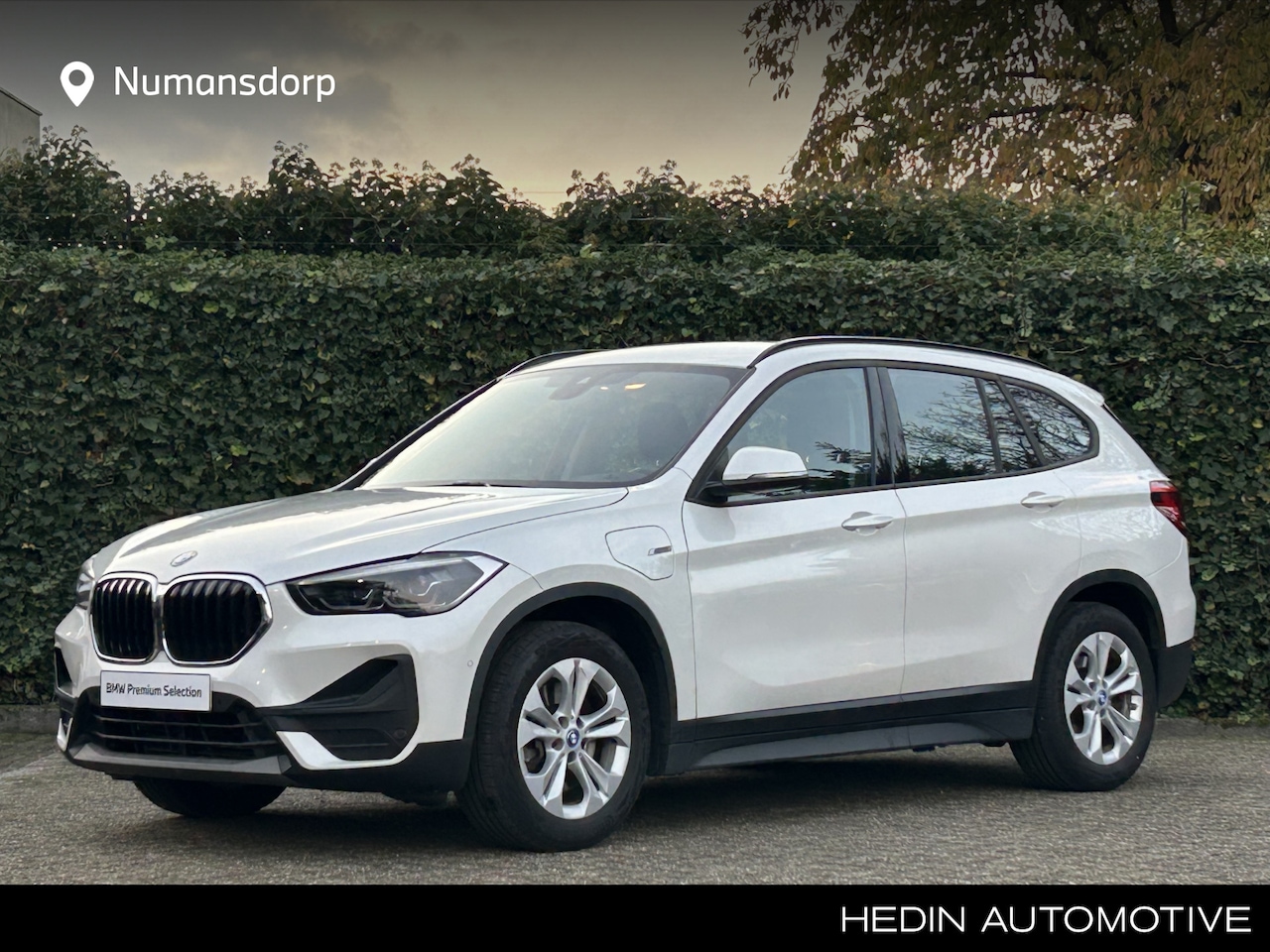 BMW X1 - xDrive25e Exe | Stoelverw | Navi | Comfort Acces | Driving Ass. | Park. Ass. - AutoWereld.nl