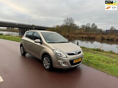 Hyundai i20 - 1.2i i-Motion|Airco|NW APK|