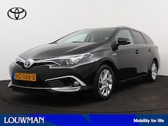 Toyota Auris Touring Sports - 1.8 Hybrid Executive | Stoelverwarming | Navigatie | LM velgen | Parkeersensoren | Cruise