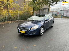 Volvo V60 - 1.6 D2 R-Design