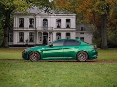 Alfa Romeo Giulia - 2.9 V6 Quadrifoglio | Harman/Kardon | Verde Montreal | CarPlay