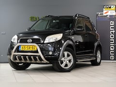 Daihatsu Terios - 1.5-16v Exclusive 4WD 4x4 leder/tr.haak