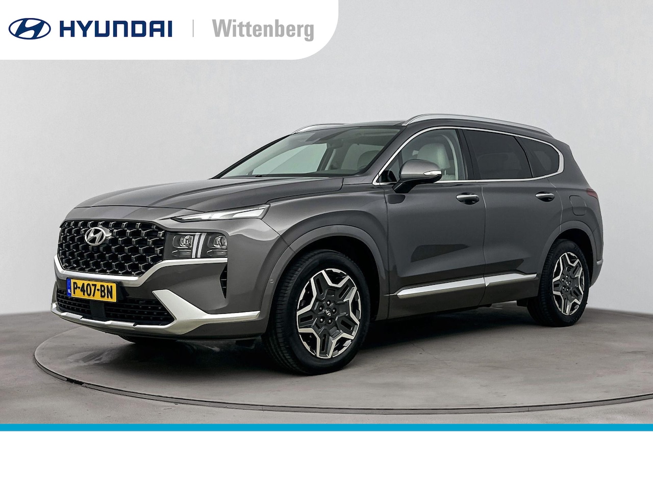 Hyundai Santa Fe - 1.6 T-GDI HEV Premium Plus Sky | Panoramadak | Leer | Trekhaak | Trekgewicht 1650kg | Memo - AutoWereld.nl