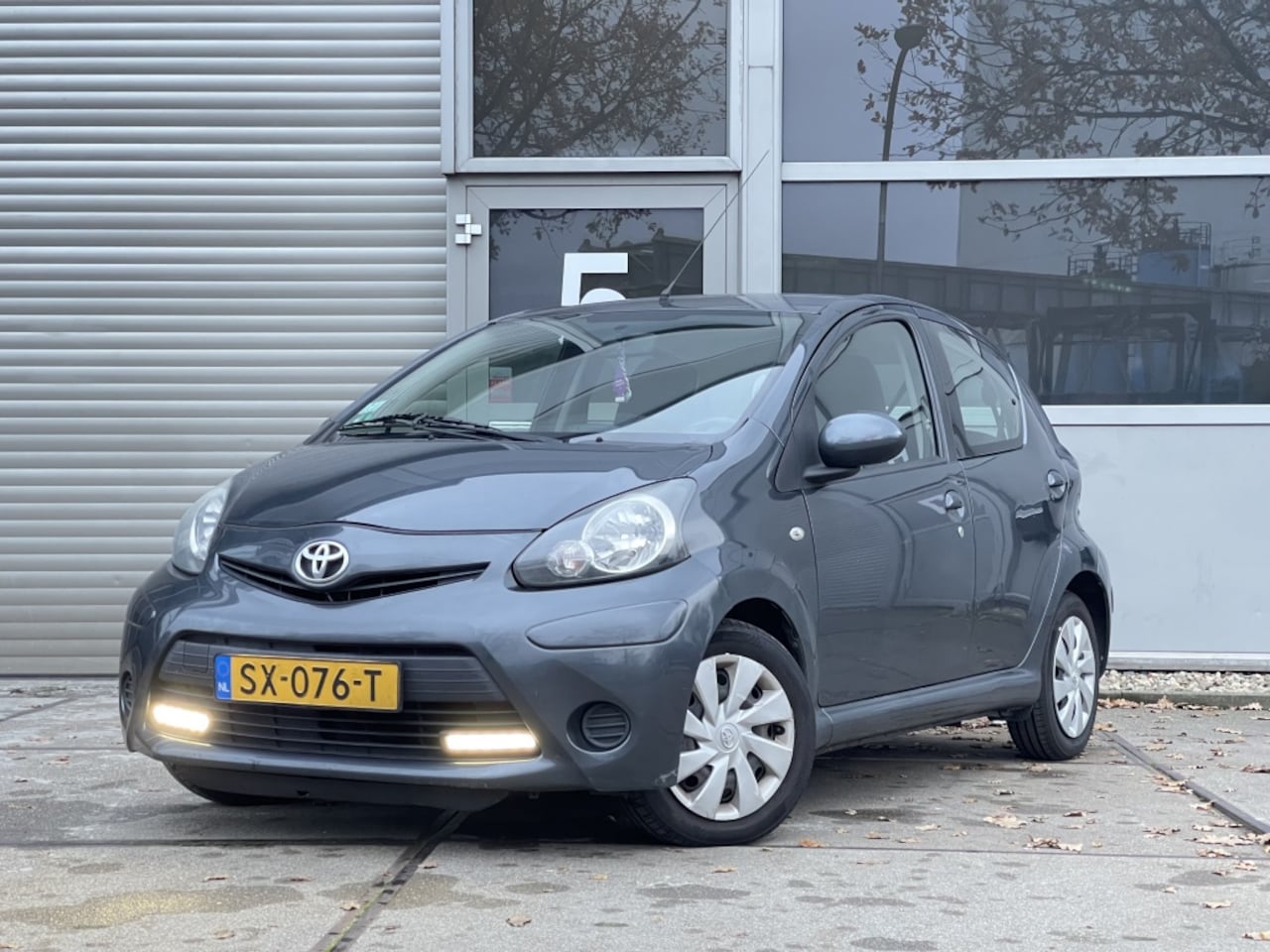 Toyota Aygo - 1.0 VVT-i Dyn. Blue - AutoWereld.nl