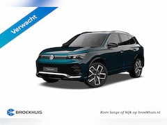 Volkswagen Tiguan - 1.5 eHybrid 272 6DSG R-Line Edition Automaat | R-Line exterieurpakket 'Black Style' | Bekl