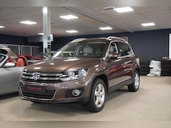 Volkswagen Tiguan - 1.4 TSI 122pk FACELIFT NAVI LEDER STOELVERW NIEUWSTAAT