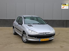 Peugeot 206 - 1.4 XR Nieuwe 5-deurs, APK, nette Auto