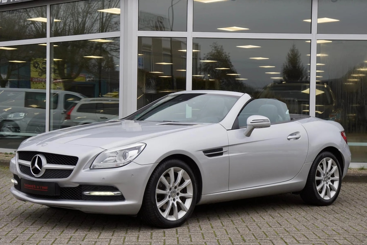 Mercedes-Benz SLK-klasse - 200 AUT HARMAN KARDON AIRSCARF KETTING NW! LEDER NAVI - AutoWereld.nl