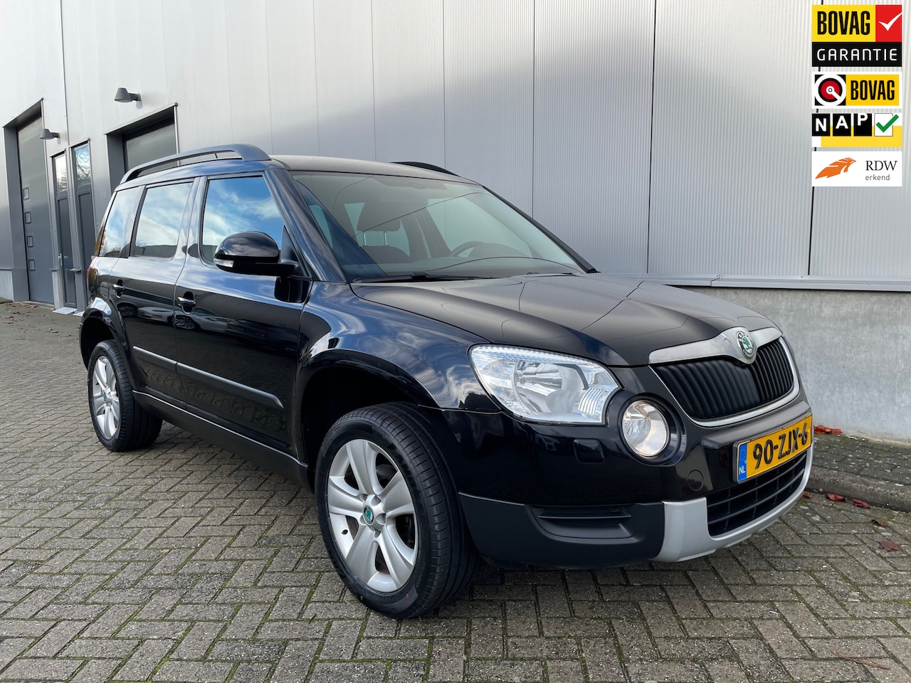 Skoda Yeti - 1.2 TSI Tour / Navigatie / Trekhaak - AutoWereld.nl