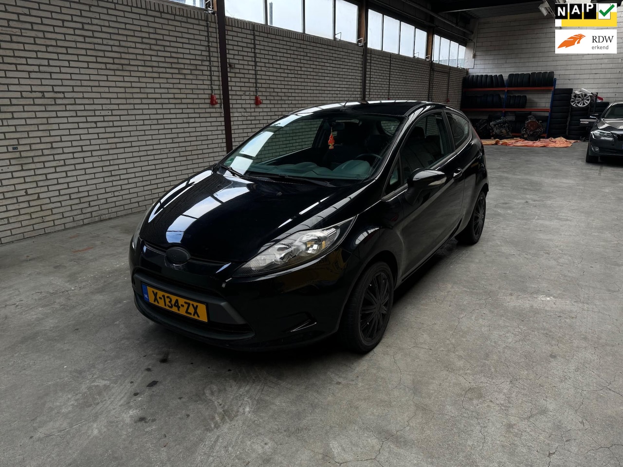 Ford Fiesta - 1.25 Ghia APK|ELEK PAKKET|AIRCO - AutoWereld.nl