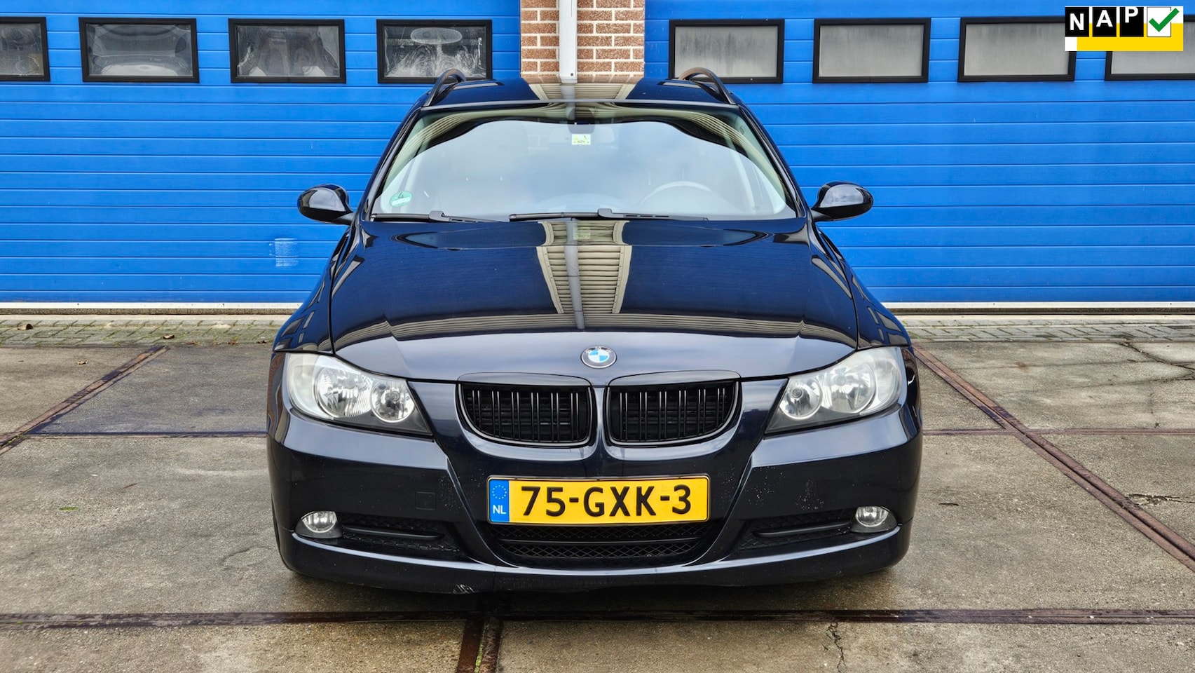 BMW 3-serie Touring - 318i Business Line *airco* navigatie - AutoWereld.nl