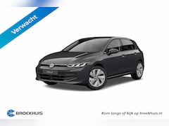 Volkswagen Golf - 1.5 eTSI 150 7DSG Life Edition Automaat | Trekhaak, elektrisch uitklapbaar, mechanisch ink