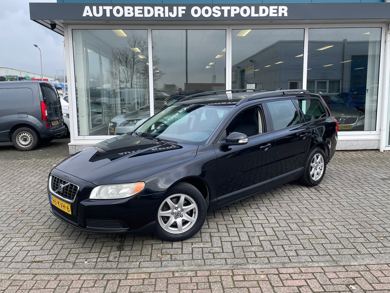 Volvo V70 - 2.0 2.0 - AutoWereld.nl