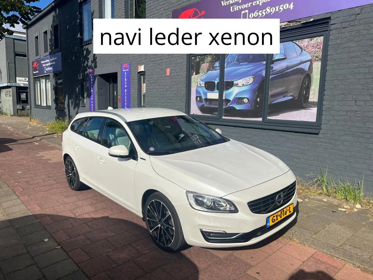 Volvo V60 - 2.4 D5 Twin Engine Special Edition 2.4 D5 Twin Engine Special Edition - AutoWereld.nl