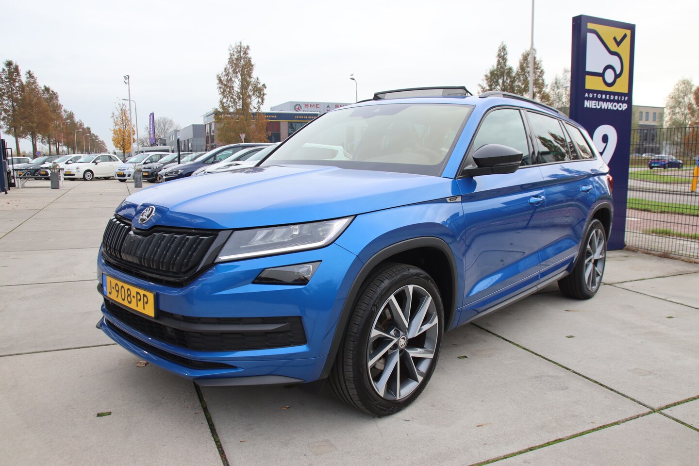 Skoda Kodiaq - 1.5 TSI Sportline Business Pano, Canton, LED, Stoelvw, Trekhaak, BOMVOL! WINTE SALE! - AutoWereld.nl