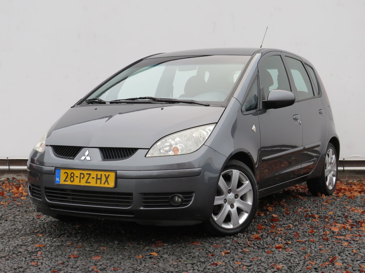 Mitsubishi Colt - 1.5 Instyle Elektr. ramen voor/achter, Airco, Bluetooth, LM velgen 16'' Inch - AutoWereld.nl