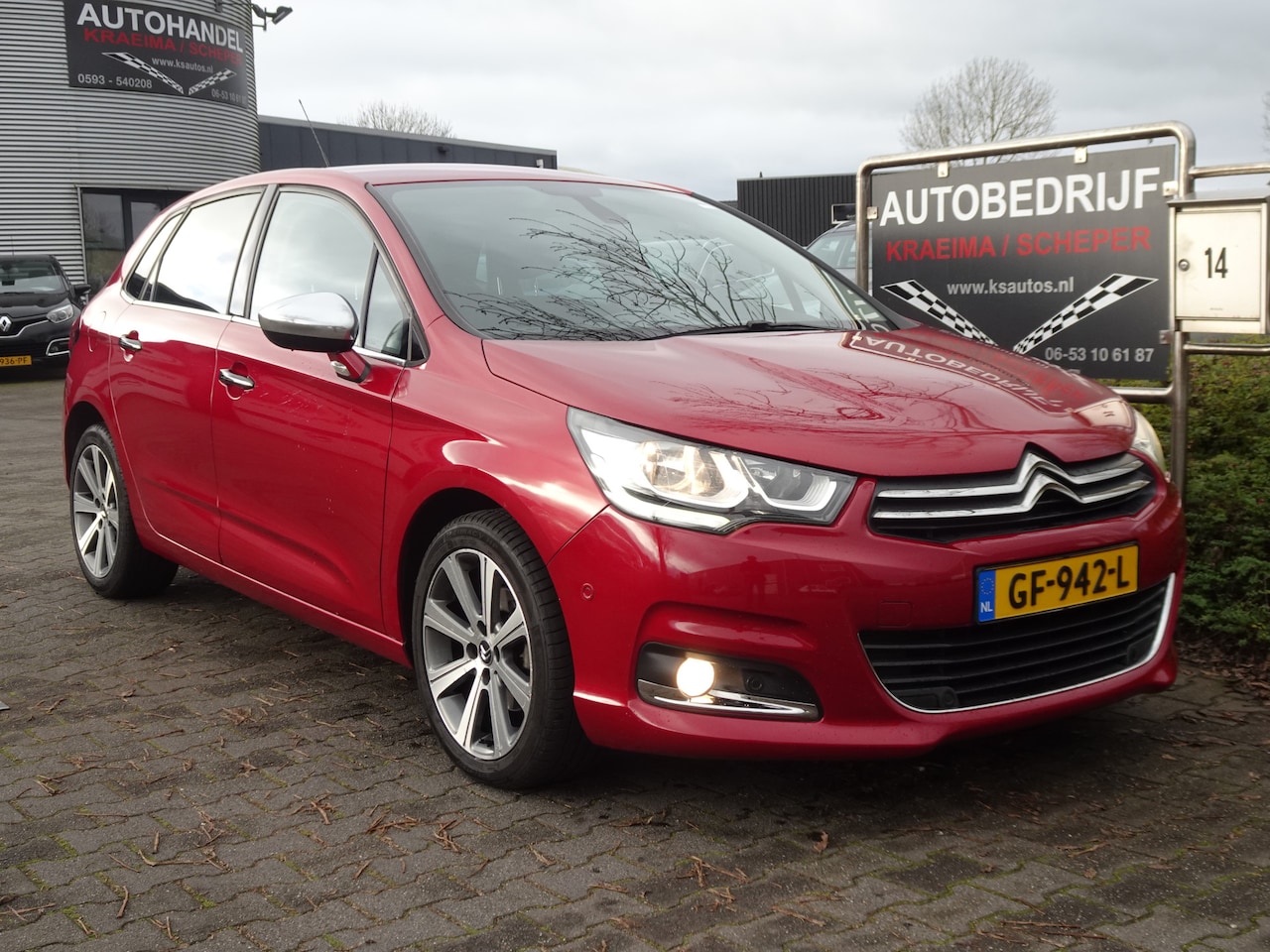 Citroën C4 - 1.2 PureTech Feel Collection 1.2 PureTech Feel Collection - AutoWereld.nl