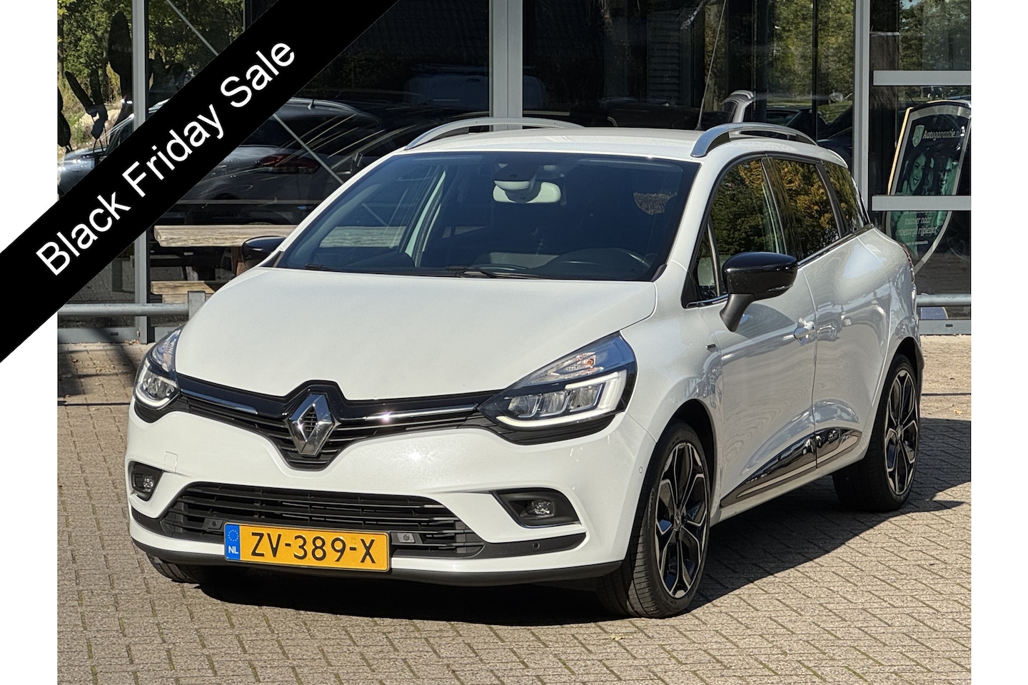 Renault Clio Estate - 0.9 TCe Bose/Trekhaak/Clima/Camera/Led/Stoelverwarming - AutoWereld.nl