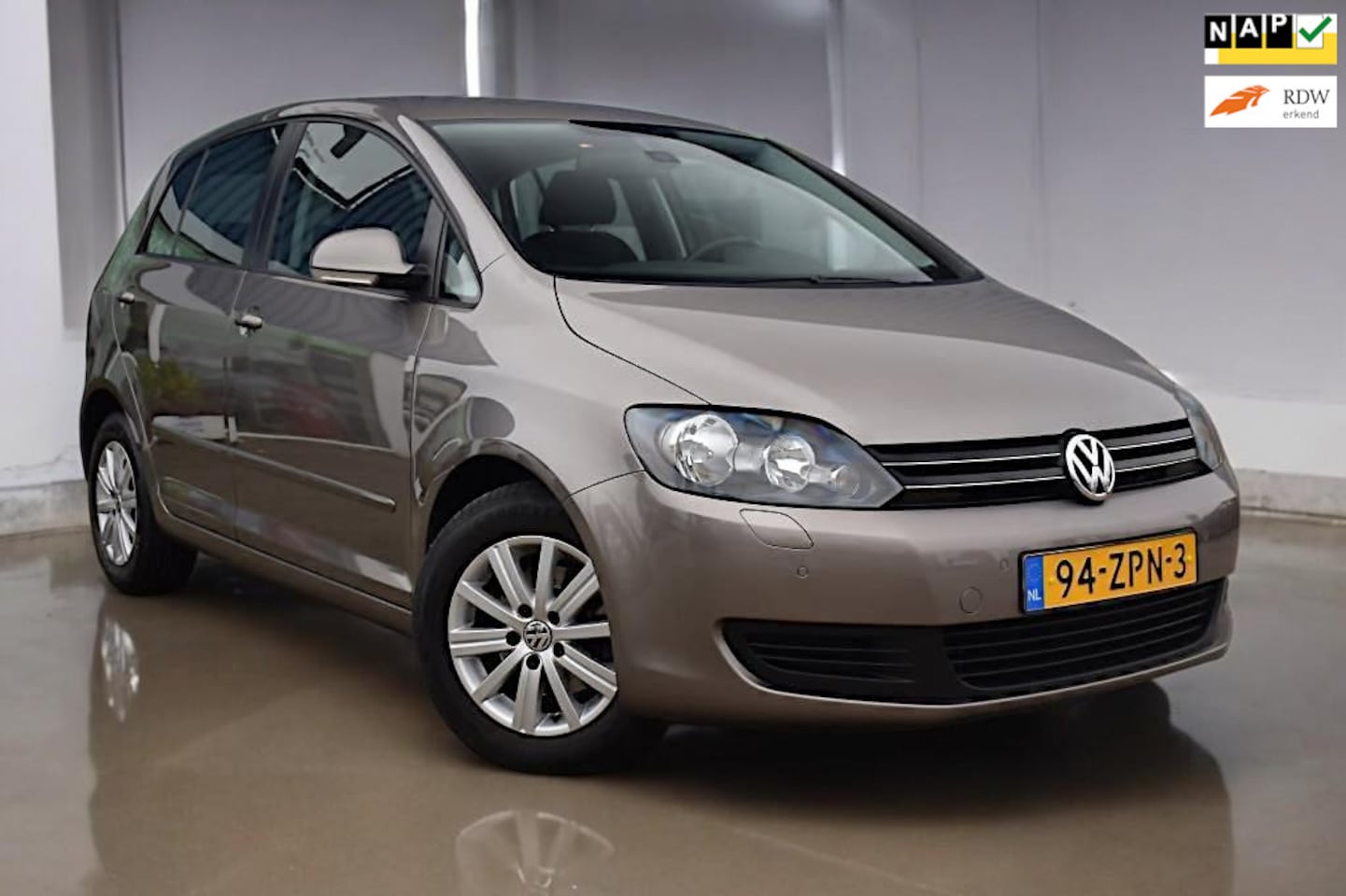 Volkswagen Golf Plus - 1.2 TSI Comfortline BlueMotion 1.2 TSI Comfortline BlueMotion, Org. Ned Auto, Navi, Parkeerhulp,