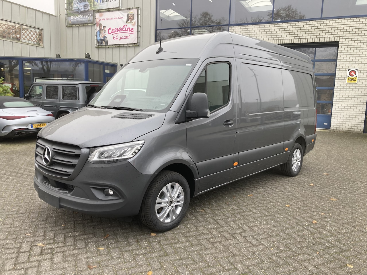 Mercedes-Benz Sprinter - 317 CDI L2H2 PRO 3500kg Trekgewicht, Alarm klasse 3 ,Geveerde stoel, LED verlichting - AutoWereld.nl