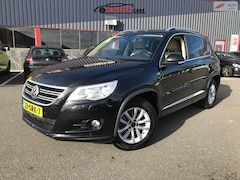 Volkswagen Tiguan - 2.0 TDI Sport&Style 4Motion // AUTOMAAT / NW DISTRIBUTIESET / TREKHAAK / PANO