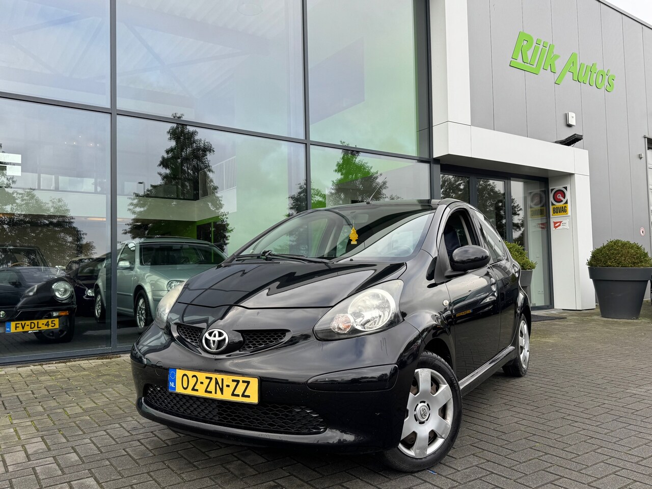 Toyota Aygo - 1.0-12V + * 5 Deurs * E.L Ramen * NAP - AutoWereld.nl