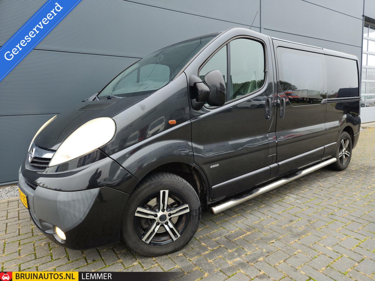 Opel Vivaro - 2.0 CDTI L2H1 DC airco navi 2 x schuif automaat - AutoWereld.nl