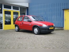 Opel Corsa - 1.4i Swing, APK tot nov 2026