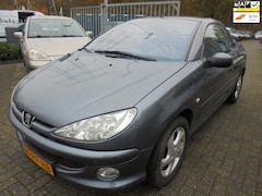 Peugeot 206 CC - 1.6-16V