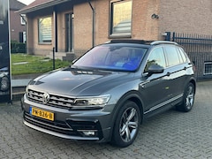 Volkswagen Tiguan - 1.4 TSI ACT Camera|Headup|Navi|Pan|Virtual