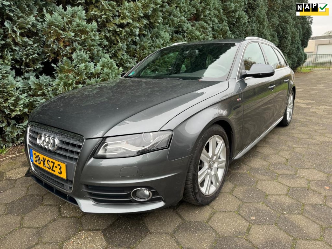 Audi A4 Avant - 1.8 TFSI S edition - Uniek Nette Auto - AutoWereld.nl