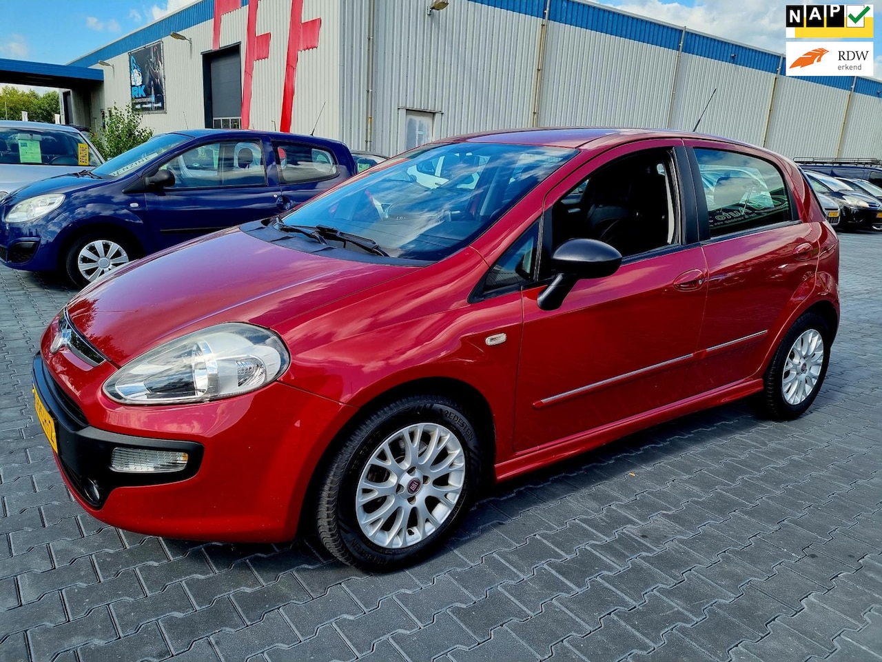 Fiat Punto Evo - 1.3 M-Jet Dynamic 5DEURS AIRCO LEDER NAVI - AutoWereld.nl