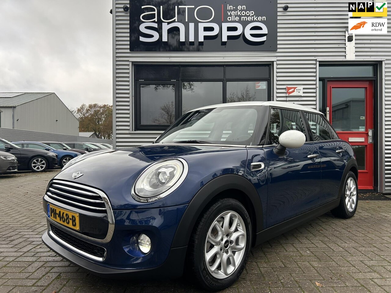 MINI Cooper - Mini 1.5 Chili Business -AUTOMAAT-5DRS.-1STE EIGENAAR-DEALER ONDERHOUDEN-CAMERA-SPORTSTOEL - AutoWereld.nl