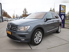 Volkswagen Tiguan Allspace - 1.5 TSI Comfortline Business Cruise, Carplay, Trekhaak, Winterpakket WINTER SALE