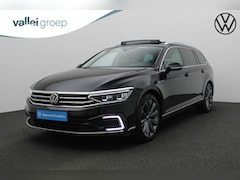 Volkswagen Passat Variant - 1.4 TSI PHEV 218PK GTE Business | Pano | Camera | Keyless | ACC | Stoelverwarming | Dynaud