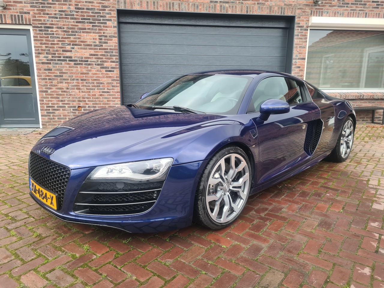 Audi R8 - 5.2 V10 FSI Capristo uitlaat carbon packige alcantara full option - AutoWereld.nl