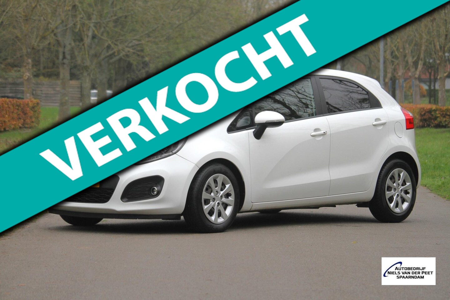 Kia Rio - 1.2 CVVT ExecutiveLine / Airco met climate control / Parkeersensoren / Cruise control / 4x - AutoWereld.nl